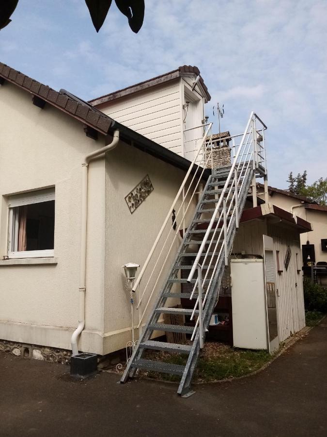 PETIT APPARTEMENT 30M2, 3 à 4 personnes Neuilly  Extérieur photo